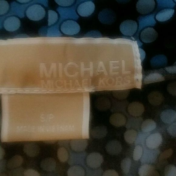 MICHAEL Michael Kors -- The Floaters Blue Fitted Cowl Neck Sleeveless Blouse - Picture 7 of 8